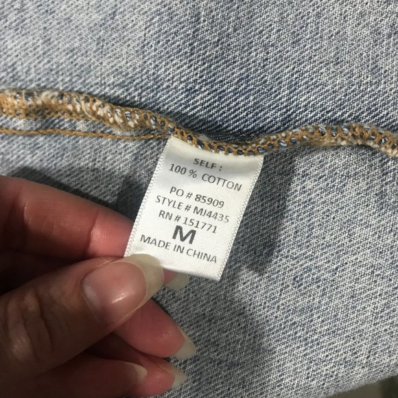 Le Lis Collection Women's Medium Long Line Blue Jean Denim Jacket Button Front P - Picture 7 of 13